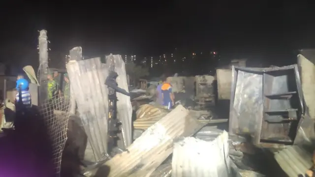 கொழும்பில் தீயினால் வீடுகளை இழந்த மக்கள் தெரிவிப்பு