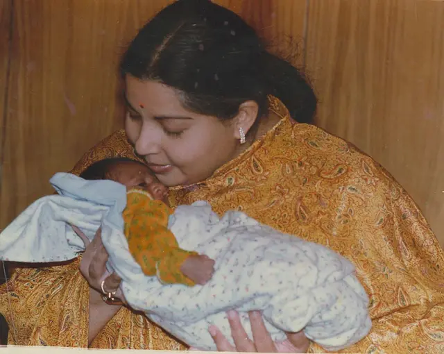 தொட்டில் குழந்தை திட்டம்