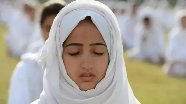 सूर्यनमस्कार, मुस्लिम पर्सनल लॉ बोर्ड, भाजप, योग