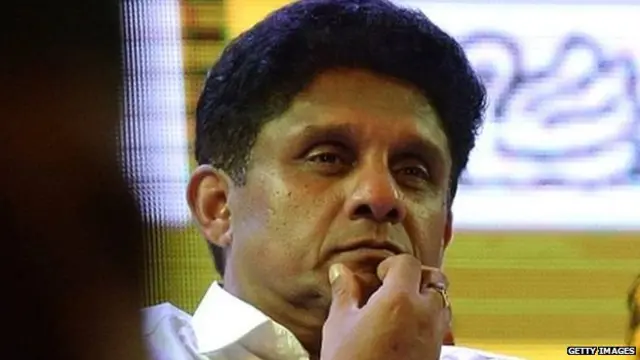 "අපේ රටේ බලධාරීන් පඩි දෙක තුනක් තමන්ගේ සුඛ විහරණය උදෙසා උපයෝගී කරගෙන රාජ්‍ය සේවකයින්ටත් රටේ ජනතාවටත් කියනව කරුණාකරල බඳ පටි තද කරගන්න කියල"