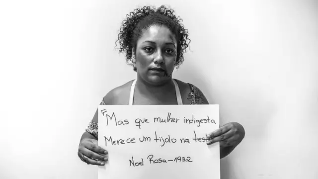 Mulher segurança placa com letraapk f12.betNoel Rosa: "Mas que mulher indigesta, merece um tijolo na testa"