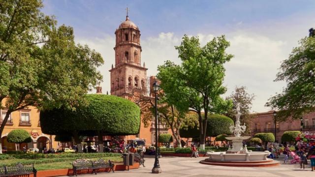 Plaza principal de Santiago de Querétaro.