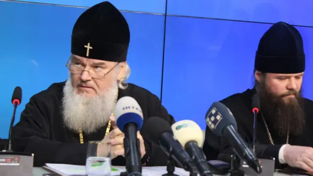 Митрополит Кіровоградський і Новомиргородський Іоасаф (УПЦ МП) під час прес-конференції про долю храму