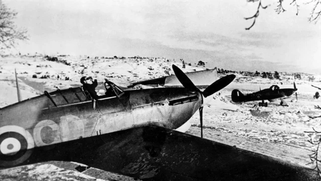 "Харрикейны" совершали боевые вылеты и с аэродромов на севере России, защищая арктические конвои