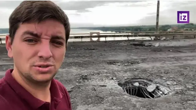 Журналіст російського видання "Известия" детально показав місця "прильотів" по Антонівському мосту