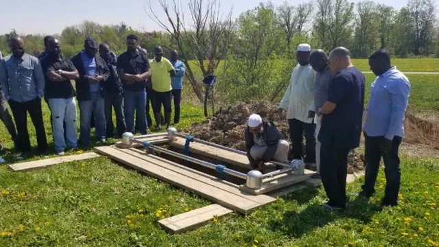 Ìsìnkú Aisha Abimbola ní Canada