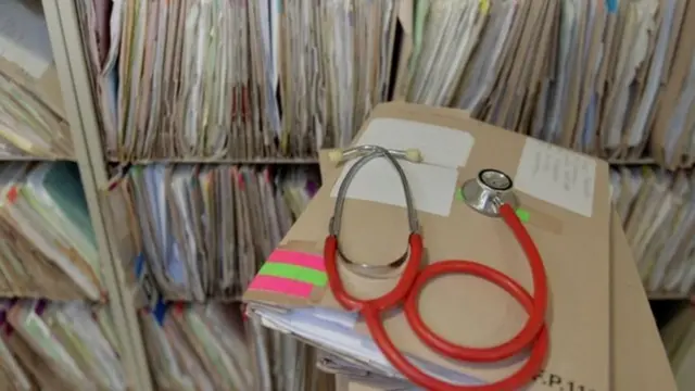 Некоторые читатели считают, что брать день отпуска по болезни себе дороже