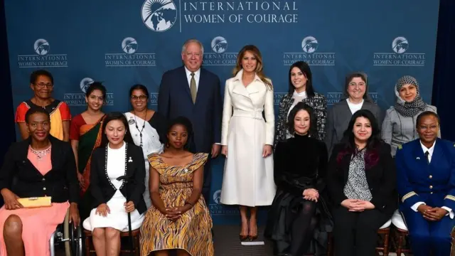 යුක්තිය පතා ගෙනයන අරගලය වෙනුවෙන් සන්ධ්‍යා එක්නැලිගොඩ පසුගියදා ජාත්‍යන්තර සම්මානයකින් ද පිදුම් ලැබුවාය