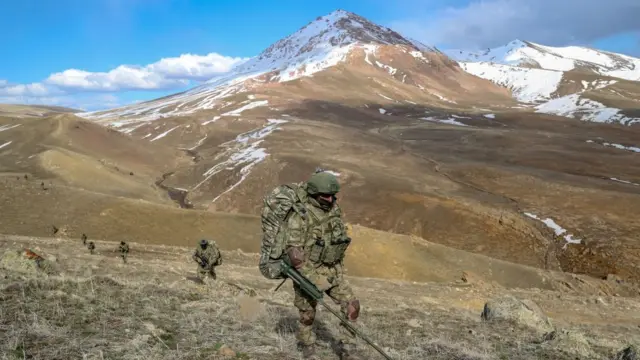 Ван аймагындагы Түркиянын чек арачылары