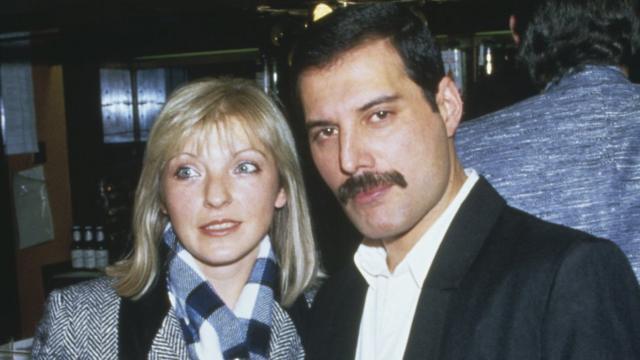 Фредди Меркьюри и Мэри Остин в 1985 году