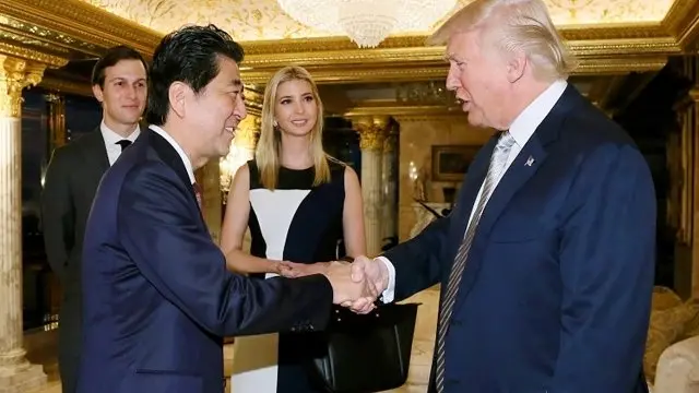 Ivanka e Donald Trump e Shinzō Abe