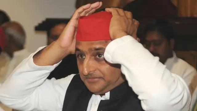 अखिलेश यादव