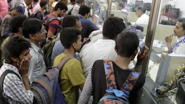 गुजरात में बिहारियों पर हमला