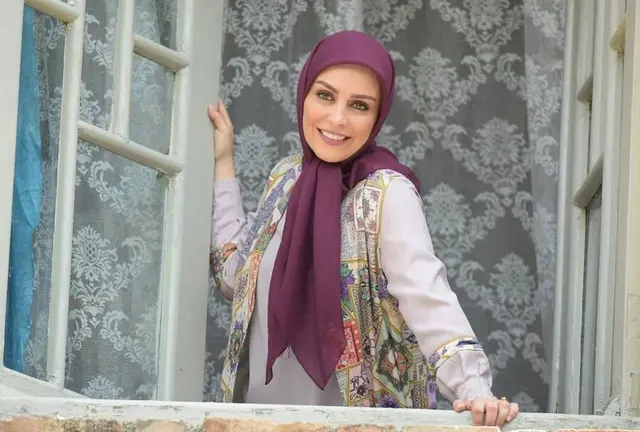 ماه چهره خلیلی