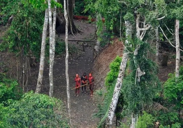 Índios isolados no Acre