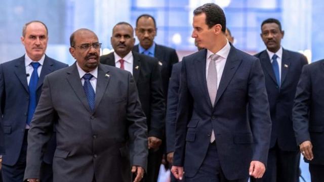 زيارة الرئيس السوداني عمر البسير إلى سوريا تفتح الباب أمام الكثير من التساؤلات حول مضامينها وتداعياتها.