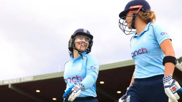 ইংল্যান্ড নারী ক্রিকেট দল