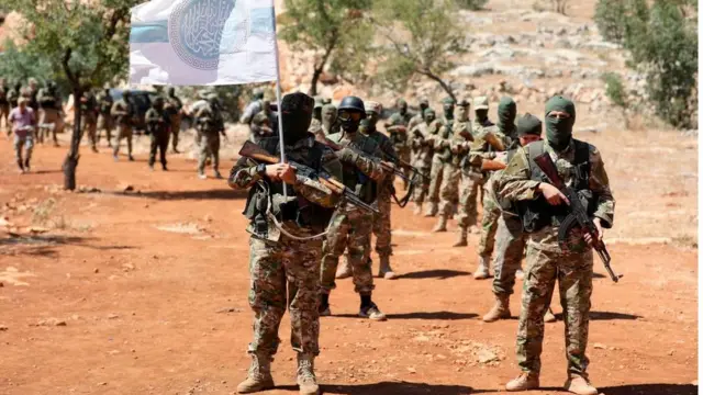 أفراد من هيئة تحرير الشام