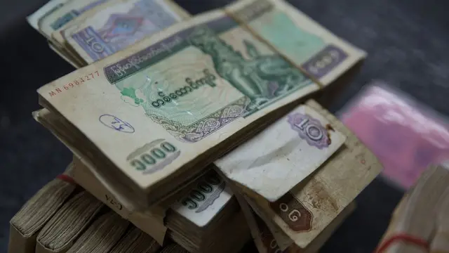 လက်ရှိသုံးစွဲနေတဲ့ ကျပ်တစ်ထောင်တန်ကို လျှော့ပြီးထုတ်သွားမယ်