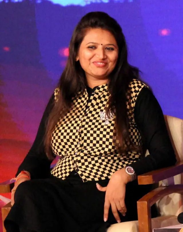 રેશ્મા પટેલની તસવીર