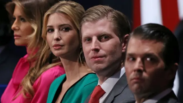 Члены семьи Трампа: жена Мелания, дочь Иванка и сыновья