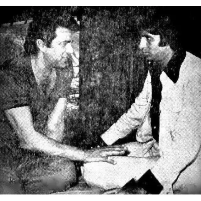 अमिताभ बच्चन धर्मेंद्र के साथ