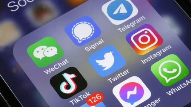 సోషల్ మీడియా