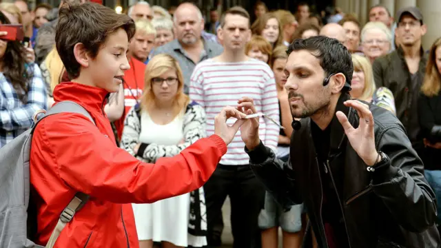 Фокусник Динамо