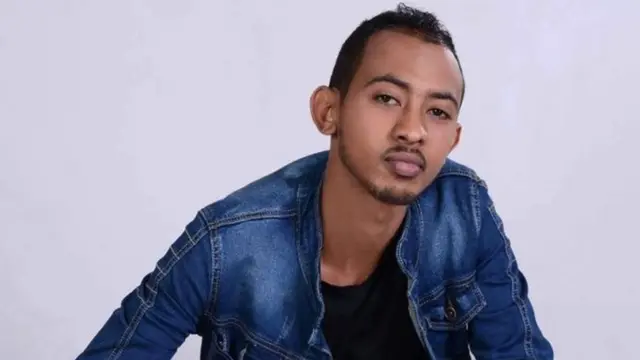 ድምጻዊ ፍረሰላም ሙሴ