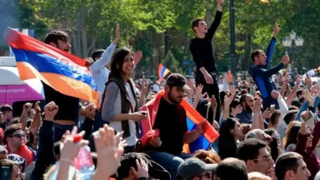 Весной 2018 года под давлением уличных протестов в отставку ушел президент Армении Серж Саргсян