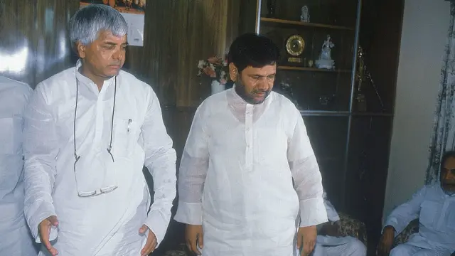 शरद यादव