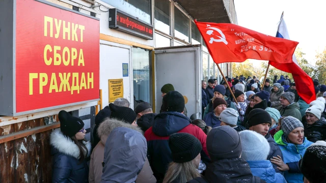 Проводы мобилизованных в городе Полевской Свердловской области