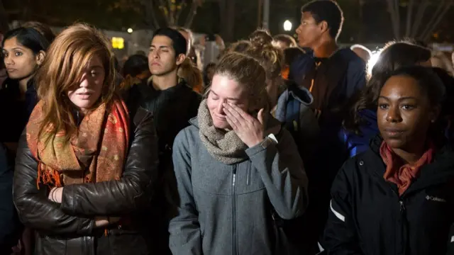 Seguidoras de Clinton frente a la Casa Blanca