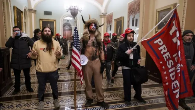 أنصار ترامب يتظاهرون في واشنطون ويقتحمون الكونغرس