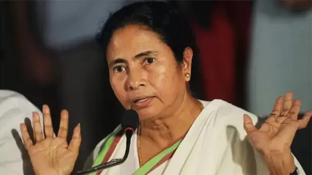 પશ્ચિમ બંગાળ મમતા બેનર્જી