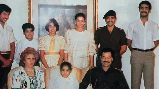 સદ્દામ હુસૈન દીકરા, દીકરી, પત્ની અને જમાઈ સાથે