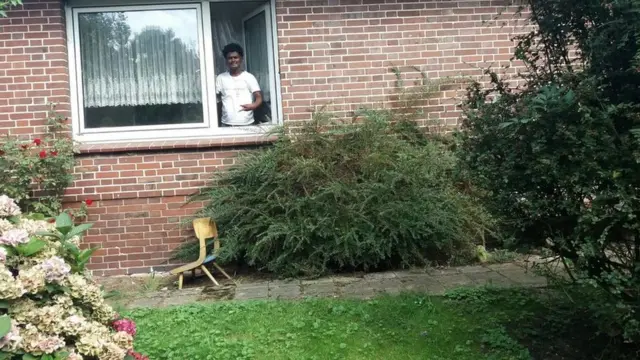 ሽሻይ ተስፋኣለም ኣብ ምዕራባዊ ጀርመን ከተማ ሙንስተር፡ ማፐን ዲ ኣብ ዝበሃል ከባቢ