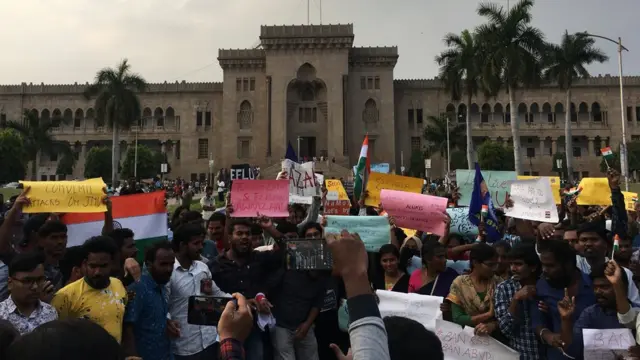 ఓయూ విద్యార్థుల నిరసనలు