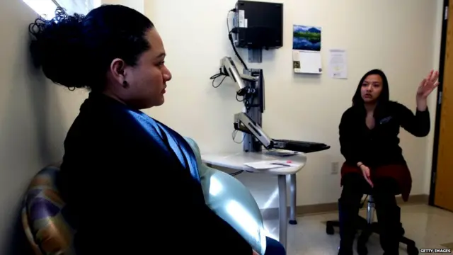 గర్భంతో ఉన్న మహిళ