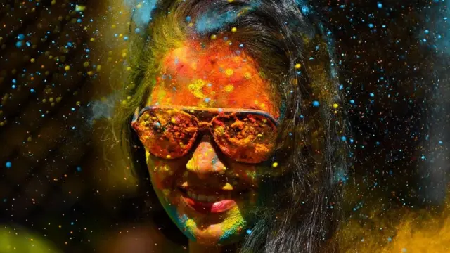 હોળીના રંગ