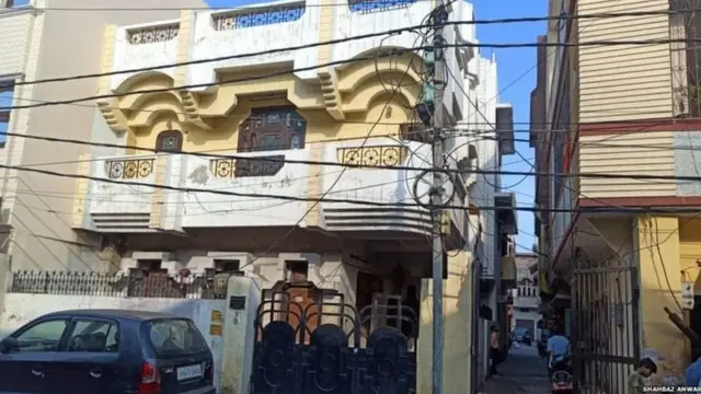 விகாஸ் மோகன் அகர்வால் விற்ற வீடு