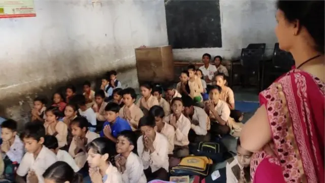 स्कूली बच्चे