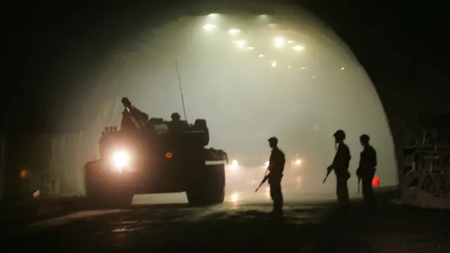 Танк в Рокском туннеле