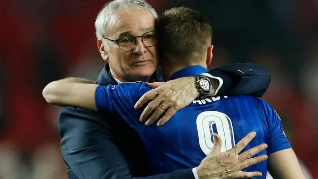 جیمی واردی قبل از آمدن رانیری ۲۶ بار در ترکیب اصلی قرار گرفت و ۵ گل زد. او سپس در ۳۶ بازی ۲۴ گل زد و قهرمان لیگ برتر شد