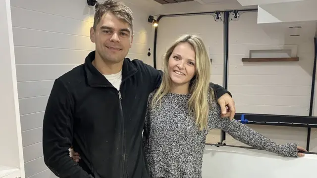 ఎమిలీ, ఓలీ