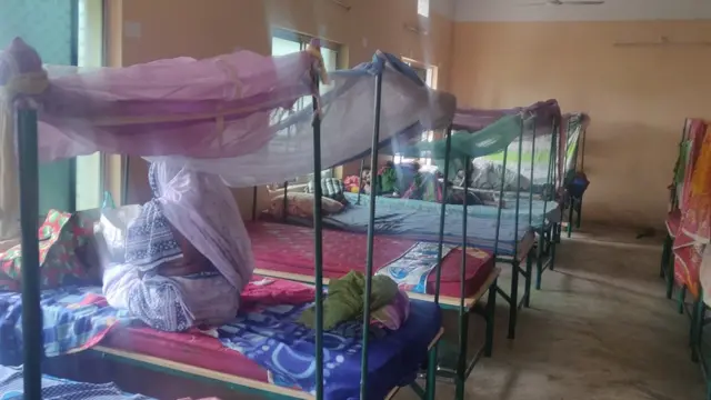 आशा शेल्टर होम