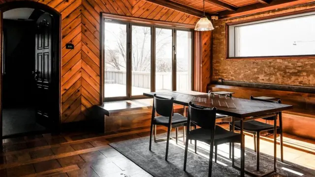 افْتُتِحَ أول صالون في كوريا الجنوبية عام 2018