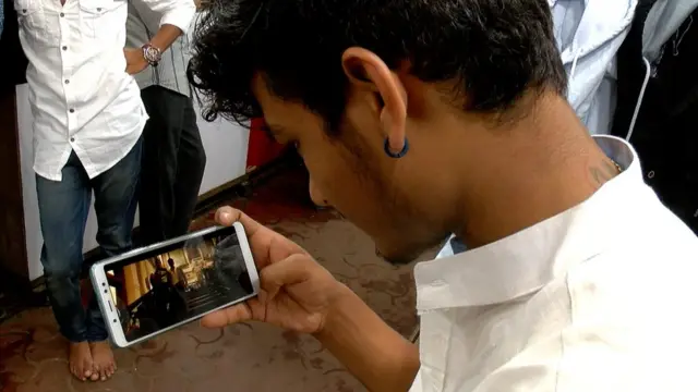 मोबाइल फोन