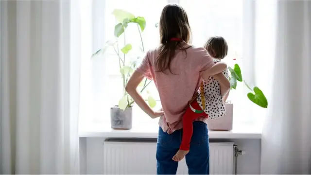 દરેક સમાજ અને પ્રદેશમાં આર્થિક રીતે પગભર સ્ત્રીઓ છૂટાછેડા માટે પહેલ કરતી જોવા મળે છે - હેઈડી કેર