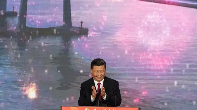 வெள்ளை யானை